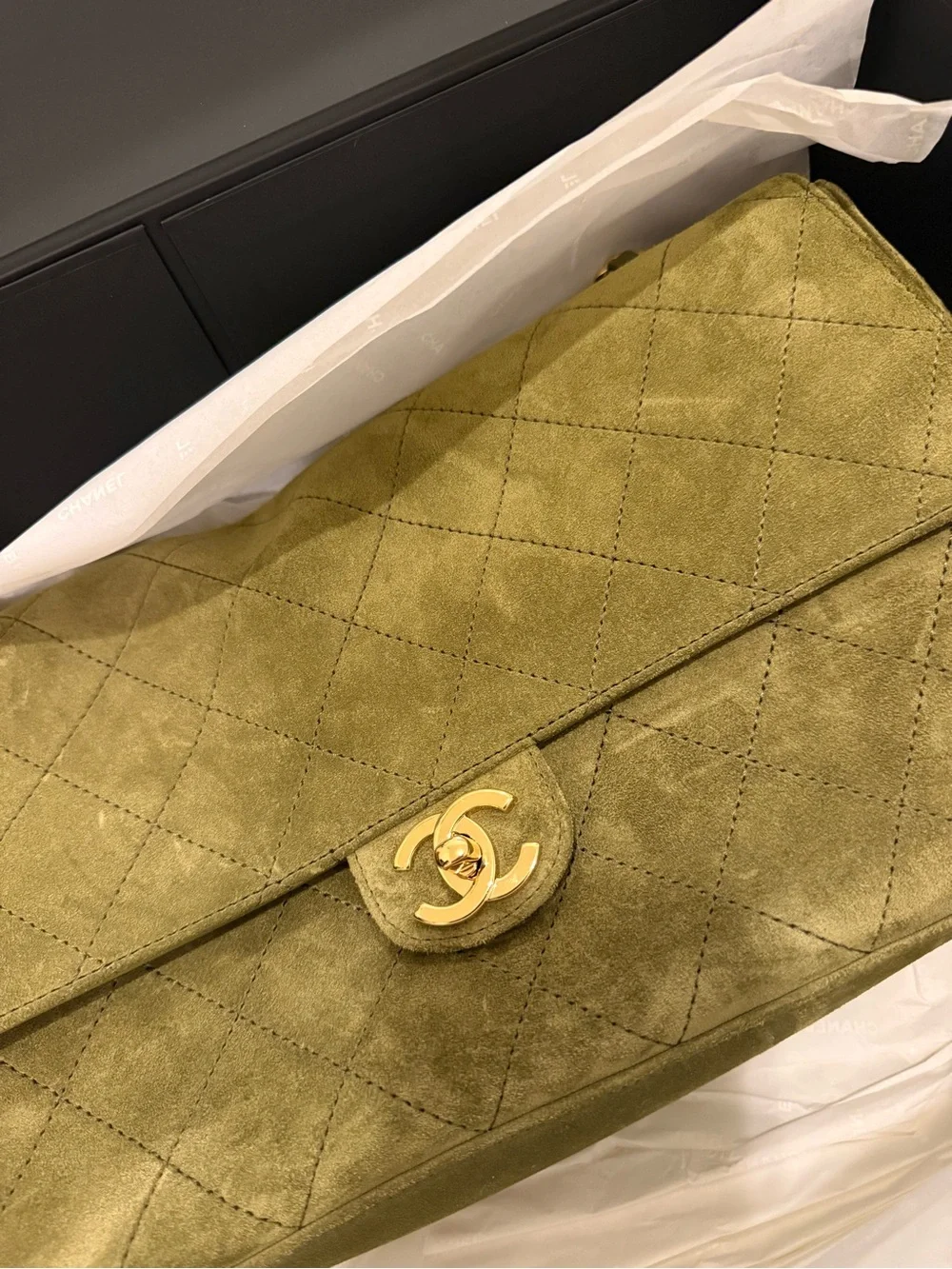 CHANEL maxi flap
